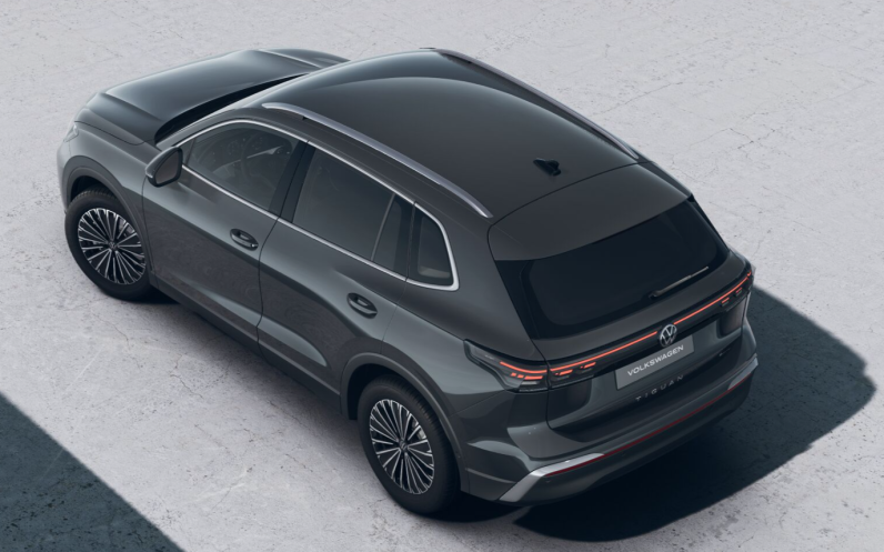
								Volkswagen Tiguan Elegance 4M full									