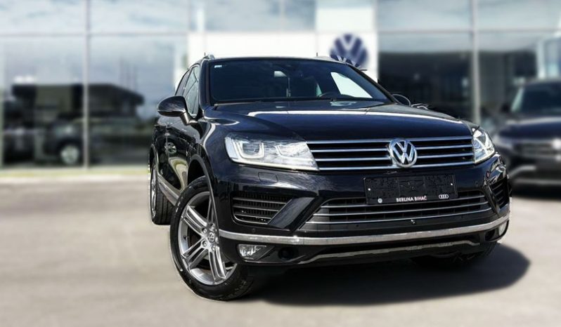 
								Volkswagen Touareg full									